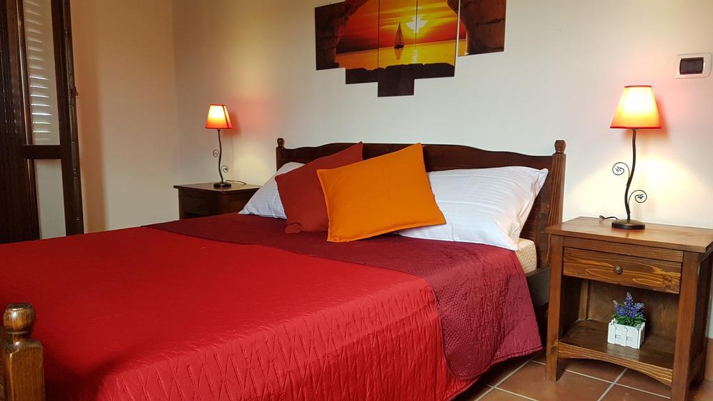 B&B Casale Siciliano Di Miryam Tiralongo Авола Экстерьер фото