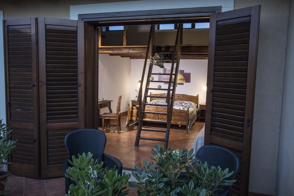 B&B Casale Siciliano Di Miryam Tiralongo Авола Экстерьер фото