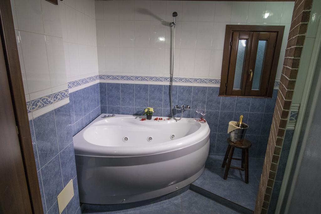 B&B Casale Siciliano Di Miryam Tiralongo Авола Экстерьер фото