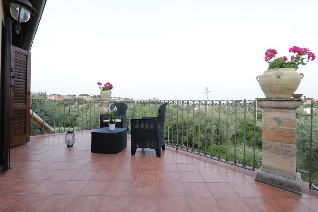 B&B Casale Siciliano Di Miryam Tiralongo Авола Экстерьер фото